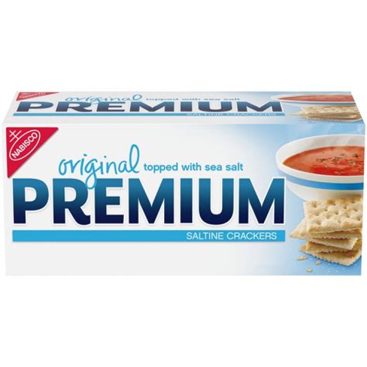 Are Ritz saltine crackers?