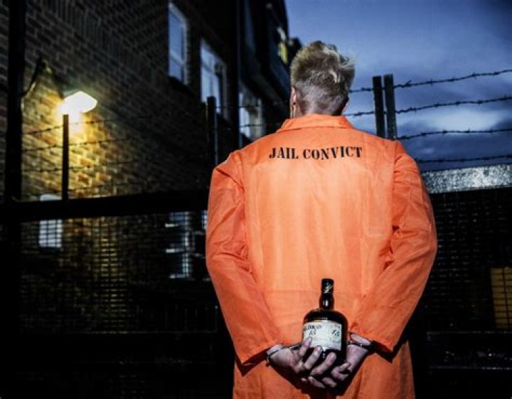 Can prisoners drink coffee?