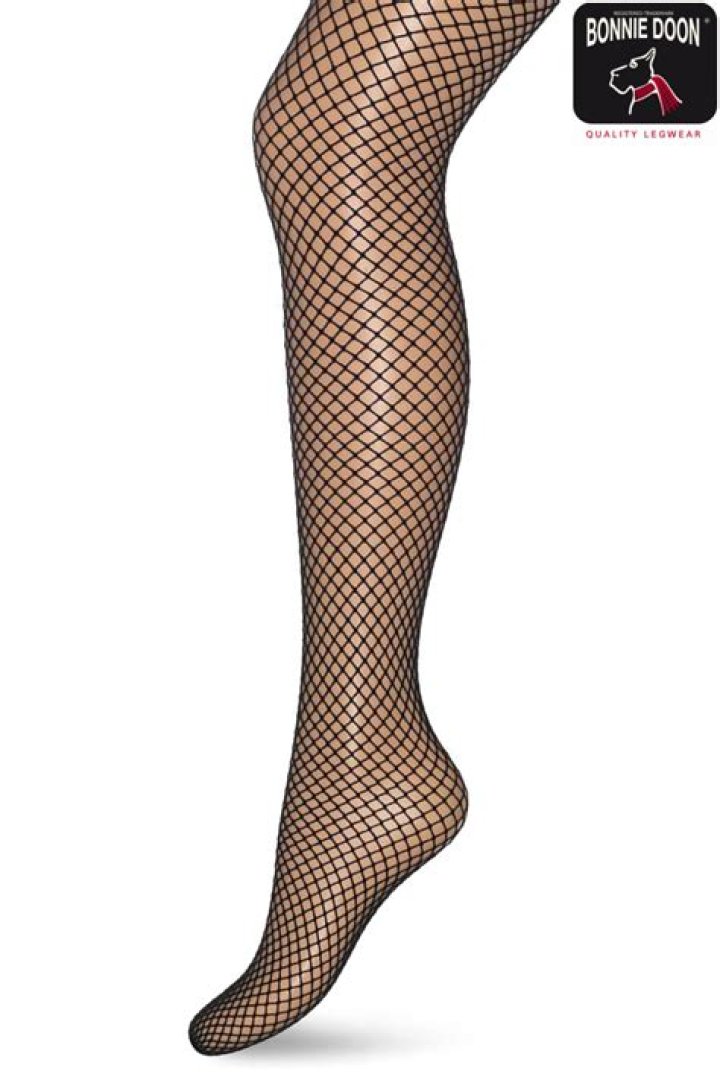 Do fishnet tights make your legs look thinner?