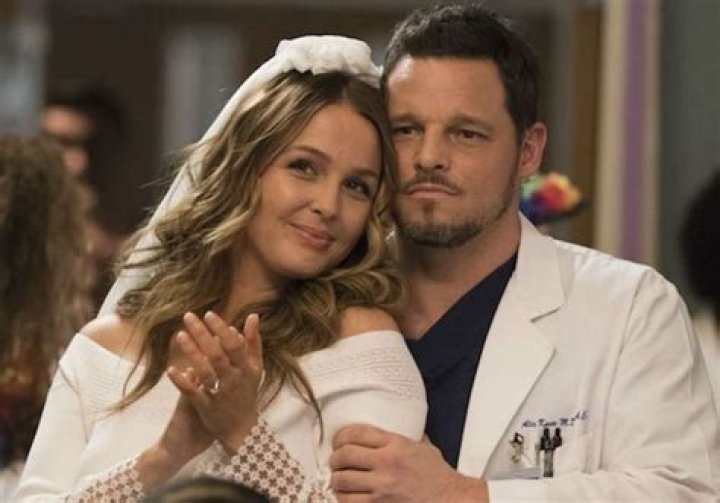Does Jo and Alex get married?