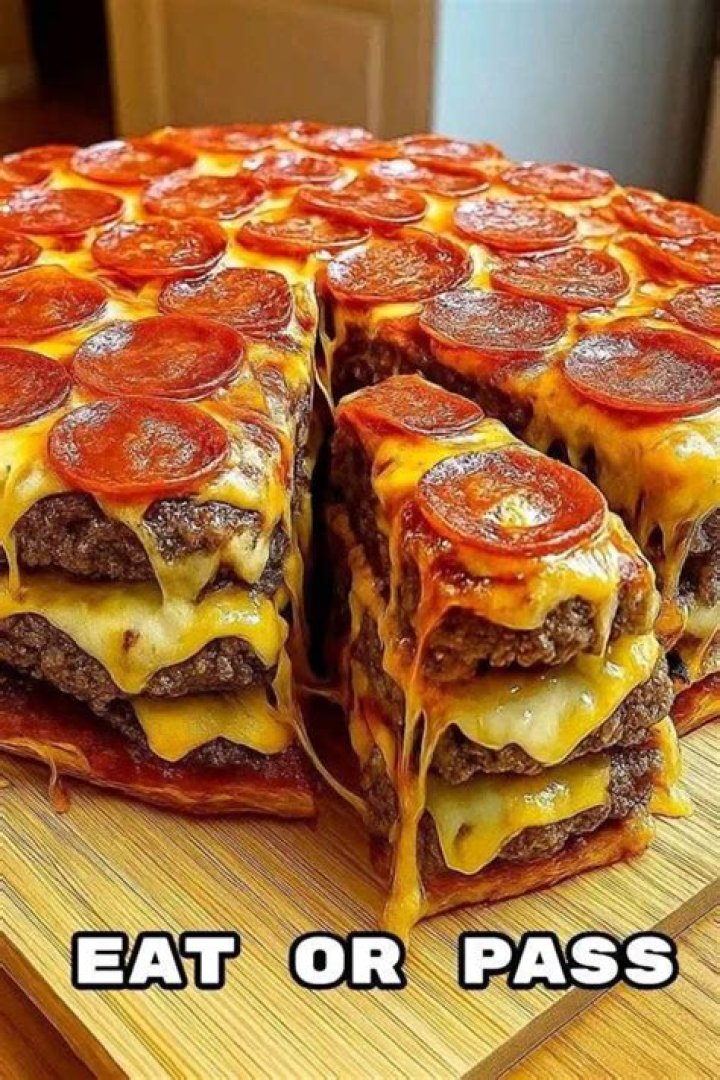 How do you stack pizza bases?