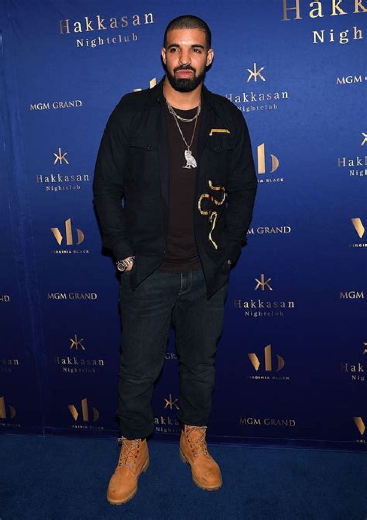 How rich is Drake the rapper?