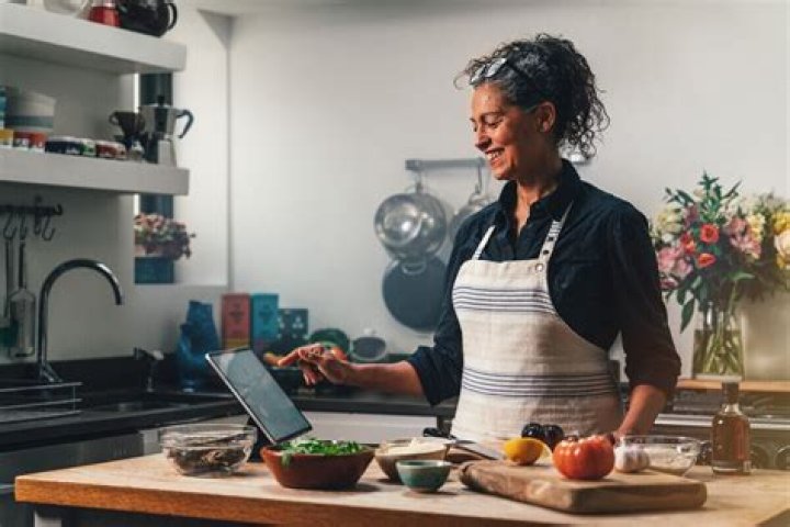 Is being able to cook attractive?