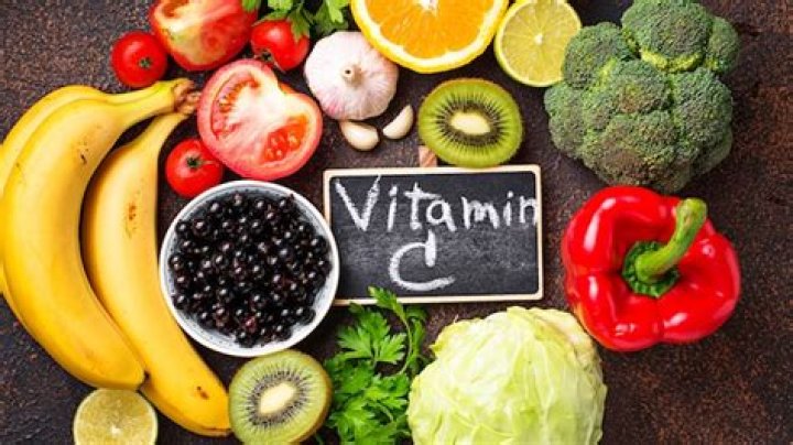 Is vitamin C good for uric acid?