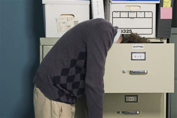 What country works the longest hours?