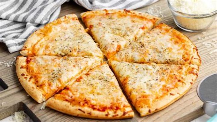 What does pizza mean in dating?