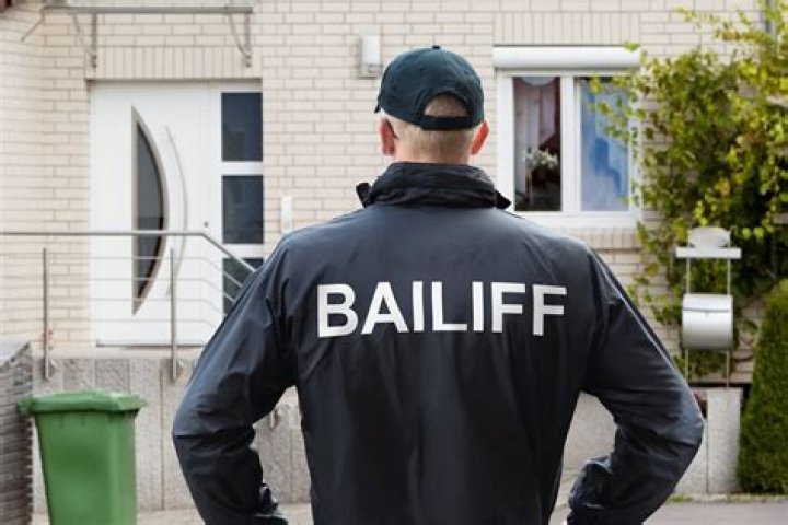 What happens if you ignore bailiffs?