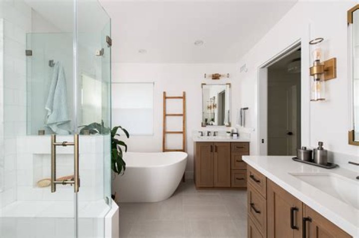 What is a California bathroom?