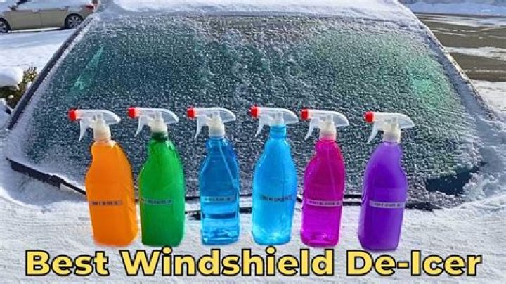Will vinegar melt ice on windshield?
